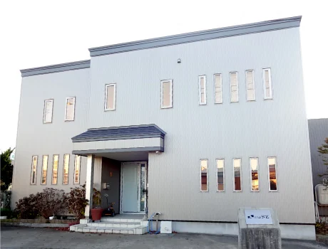 有限会社リアム本社の外観